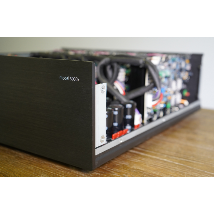 Model 5000x 5-Channel Amplifier