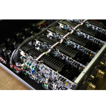 Model 5000x 5-Channel Amplifier