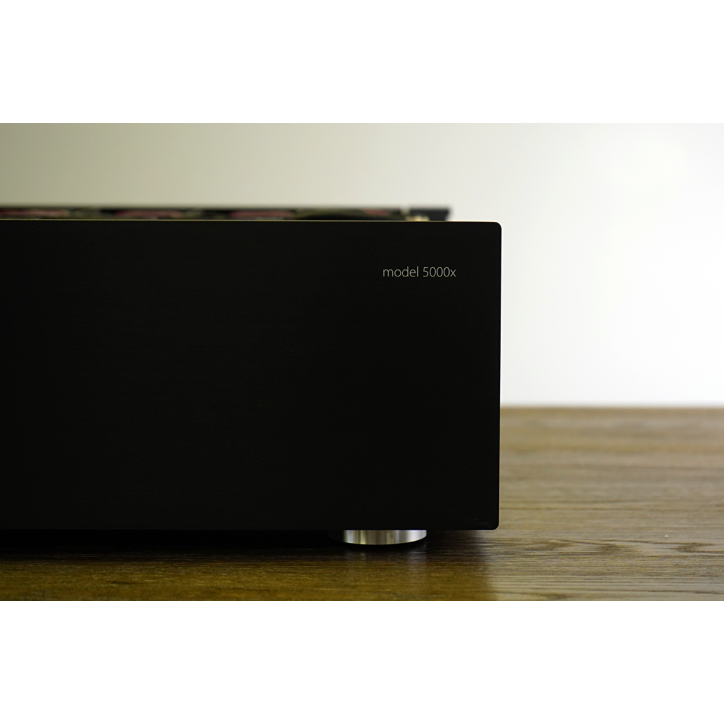 Model 5000x 5-Channel Amplifier