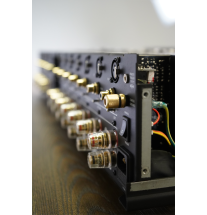 Model 7000x 7-Channel Amplifier