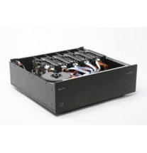 DISCONTINUED: Model 5000 5-Channel Power Amplifier